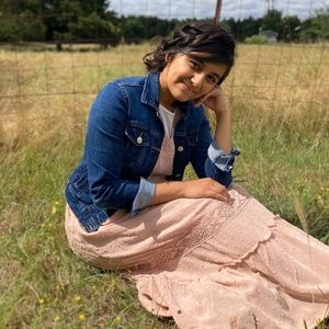 Meet your Posher, Isabel